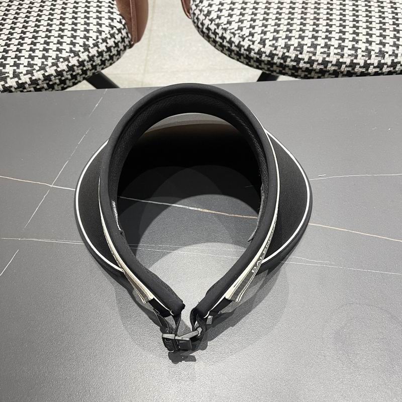 Balenciaga Visor (87)