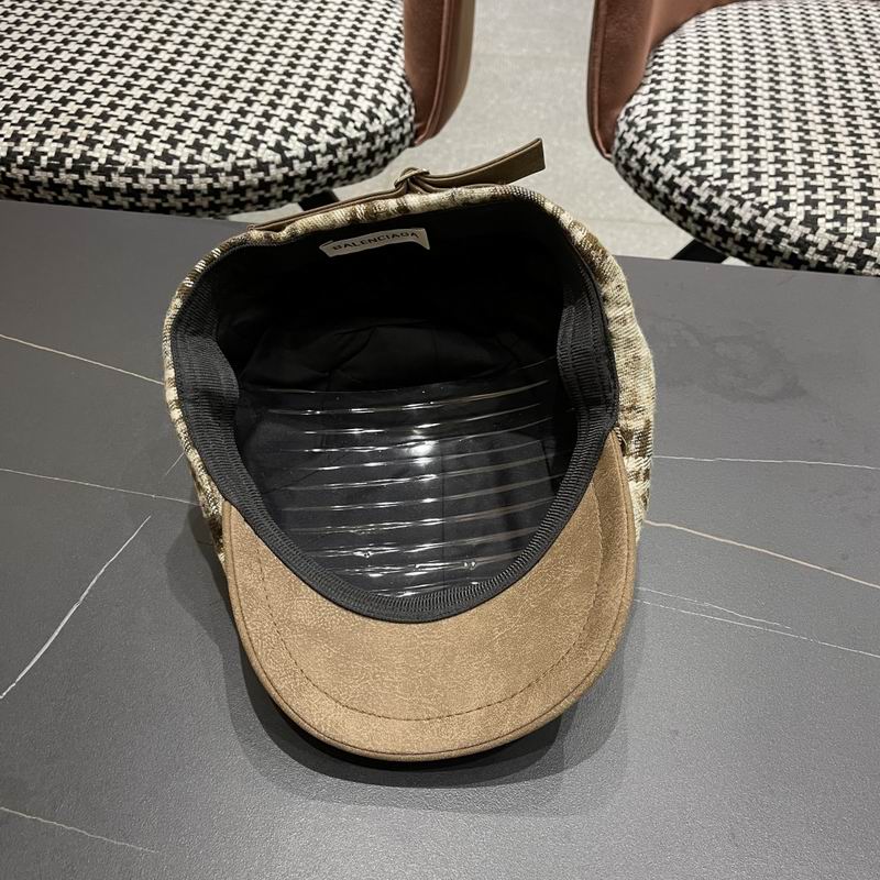 Balenciaga beret (1)