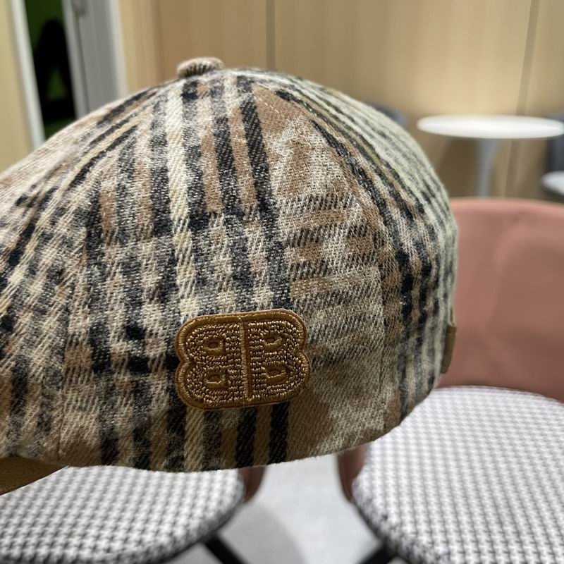 Balenciaga beret (14)