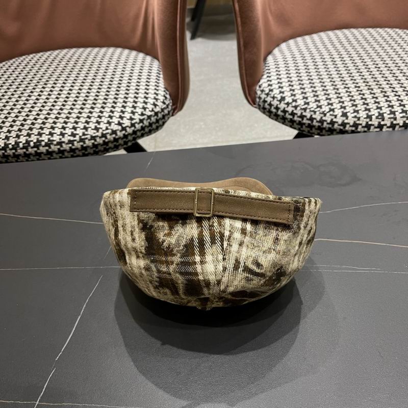 Balenciaga beret (2)