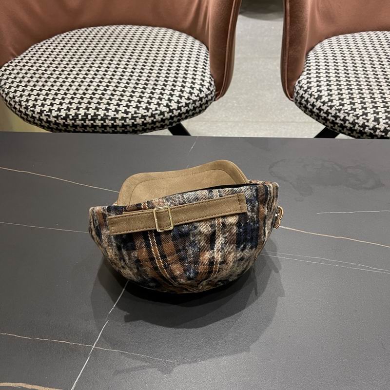 Balenciaga beret (32)