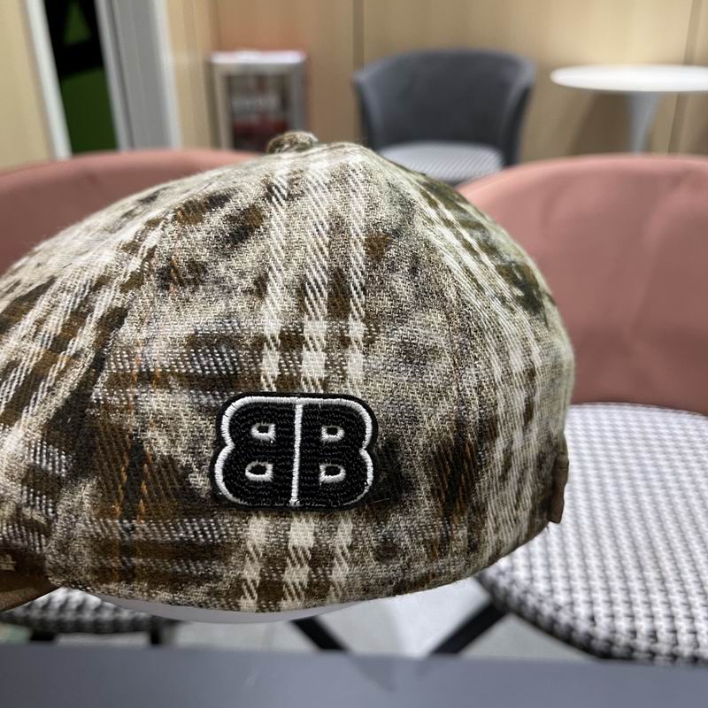 Balenciaga beret (4)