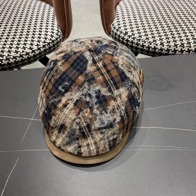 Balenciaga beret (40)