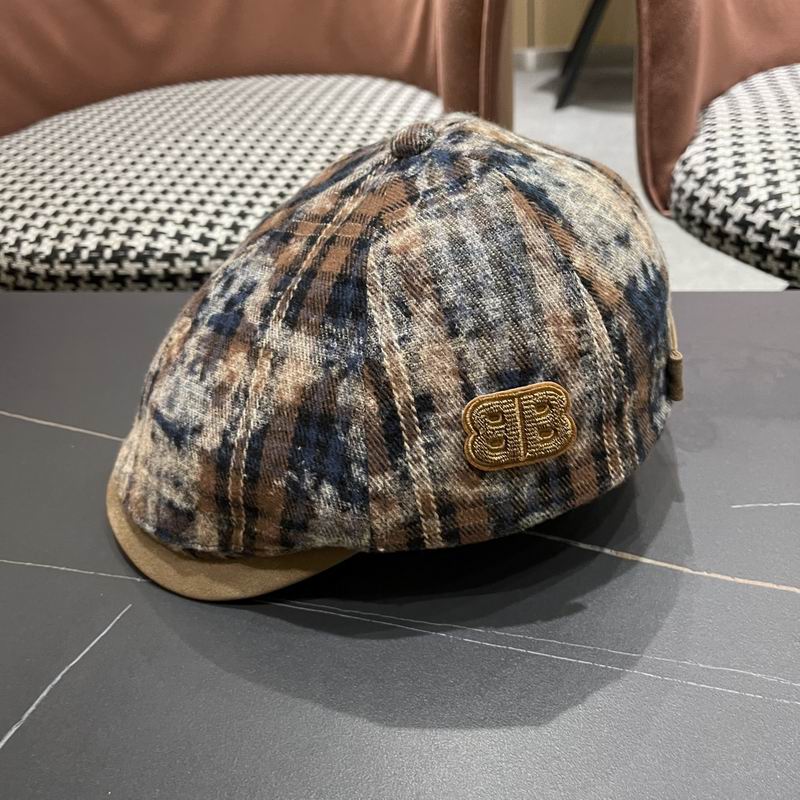 Balenciaga beret (41)