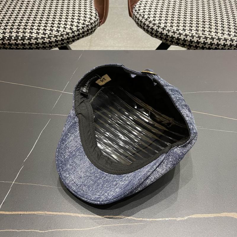 Balenciaga beret (43)