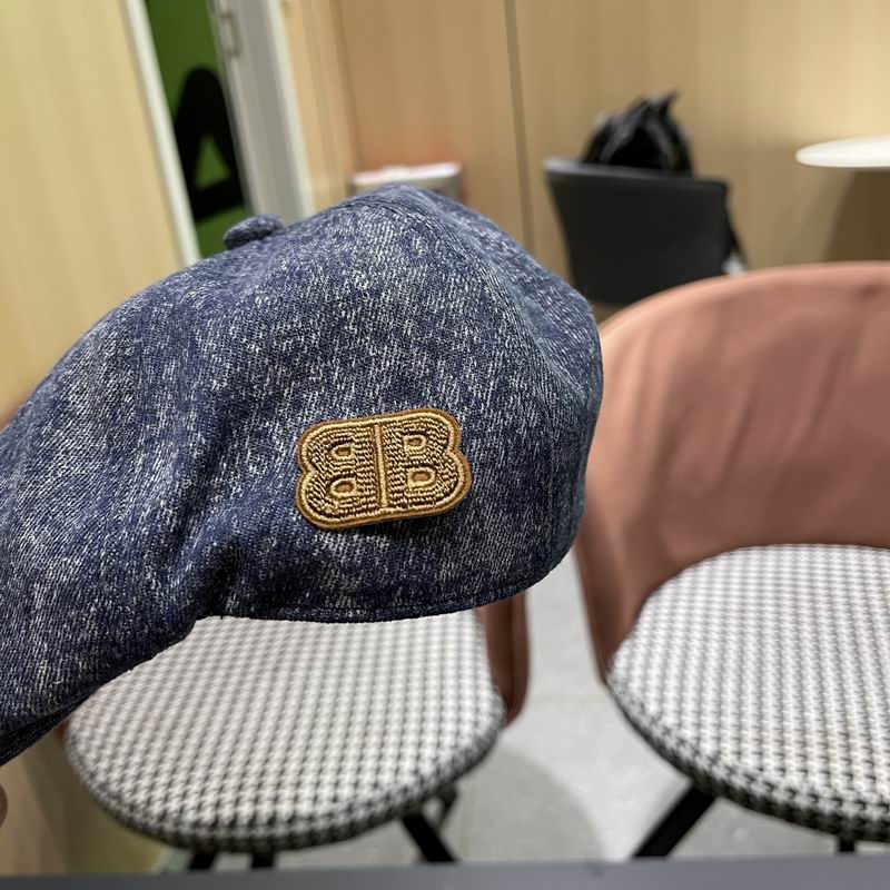 Balenciaga beret (46)