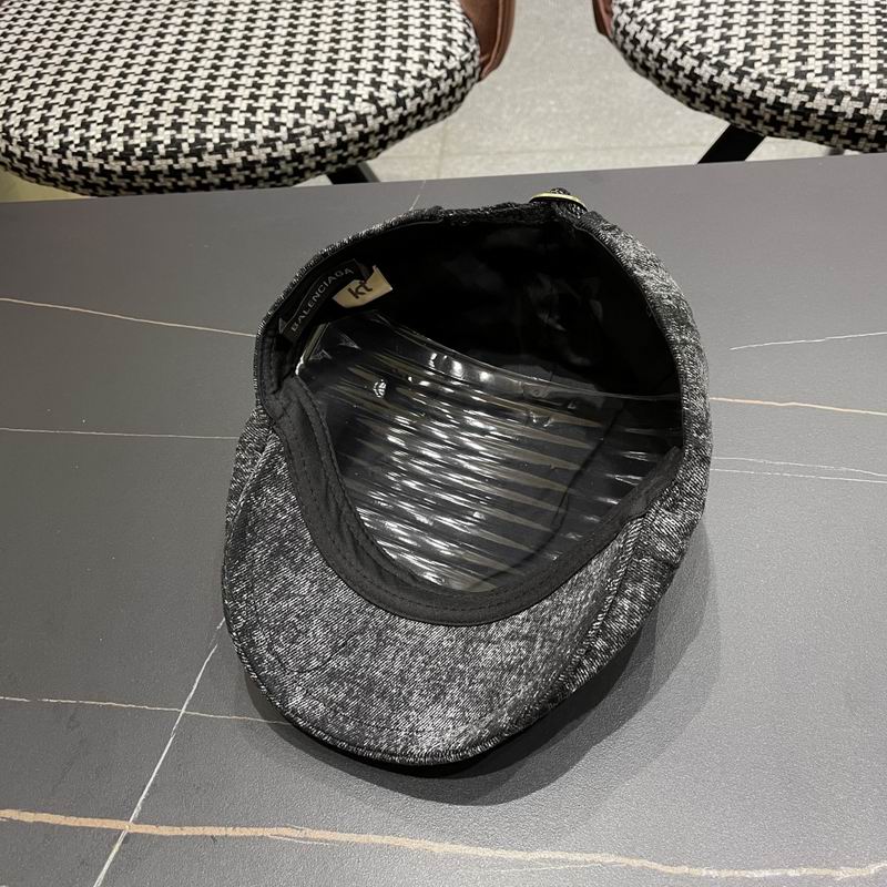 Balenciaga beret (54)