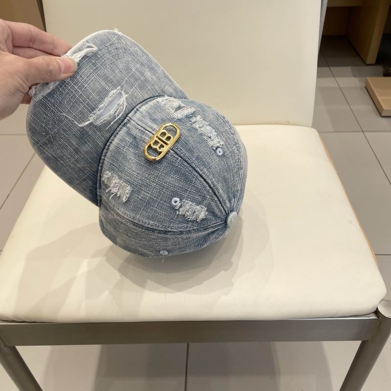 Balenciaga cap (125)