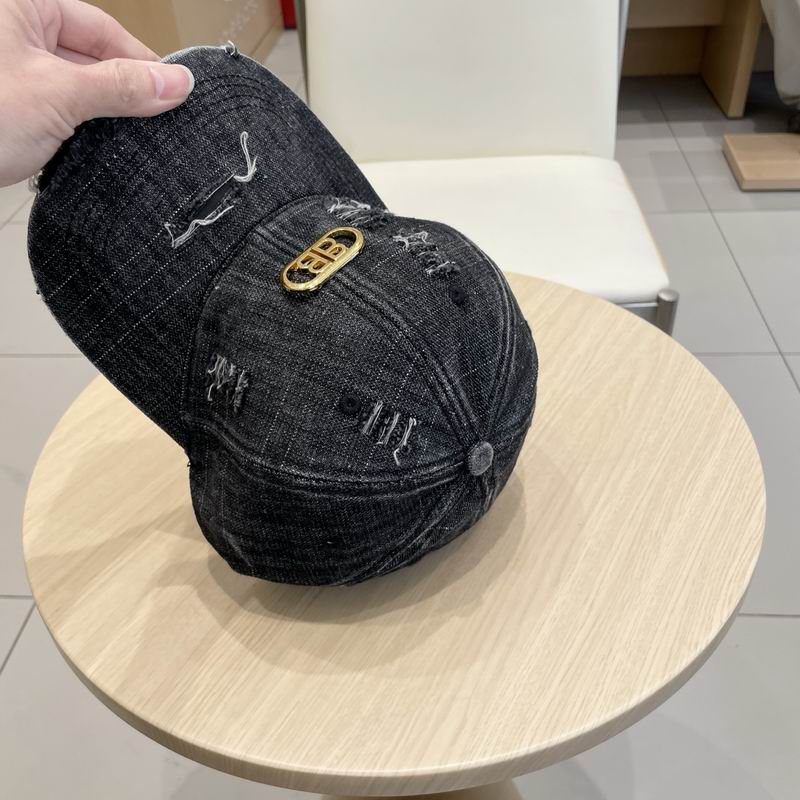 Balenciaga cap (134)