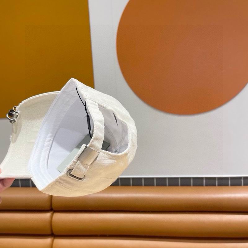 Balenciaga cap (154)