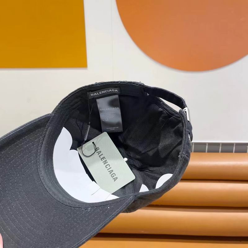 Balenciaga cap (170)