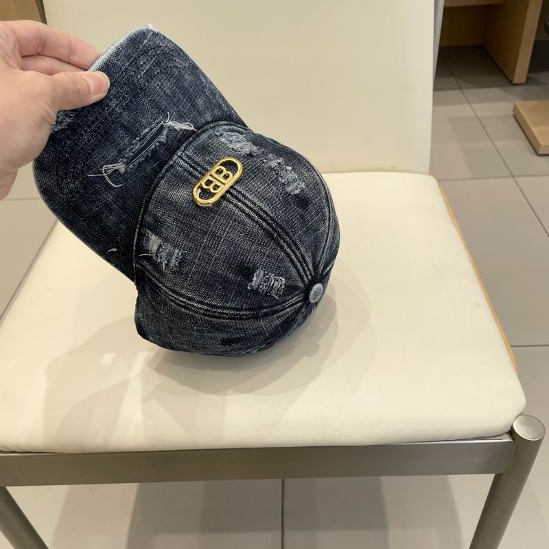 Balenciaga cap (170)