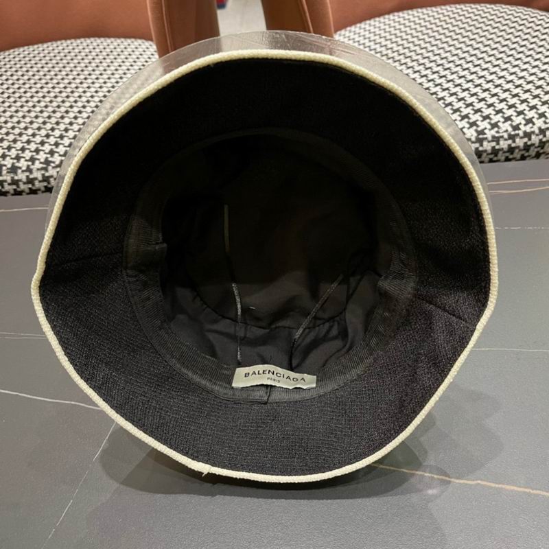 Balenciaga hat (260)