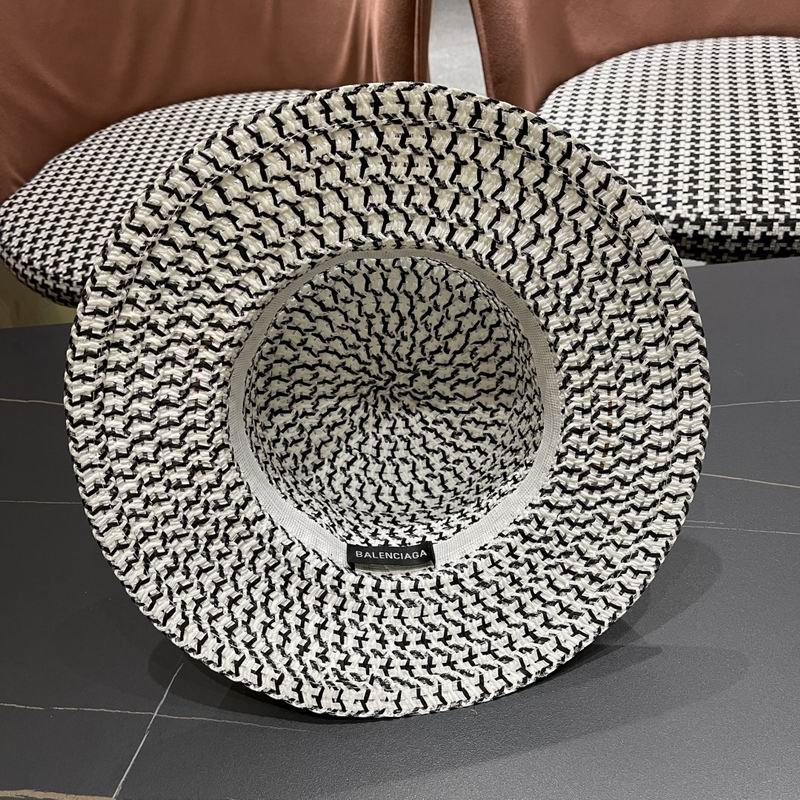 Balenciaga top hat (13)