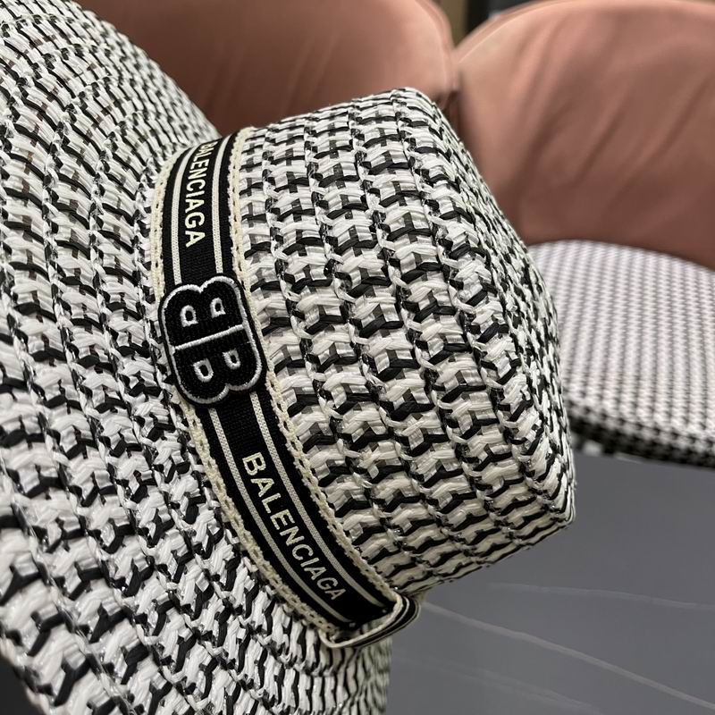 Balenciaga top hat (15)