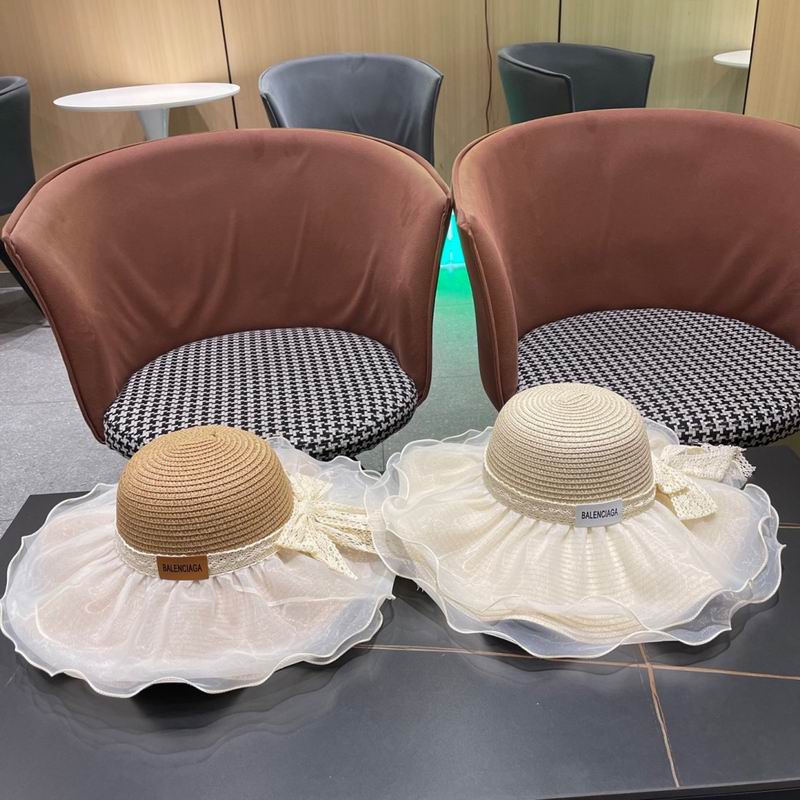 Balenciaga top hat (45)