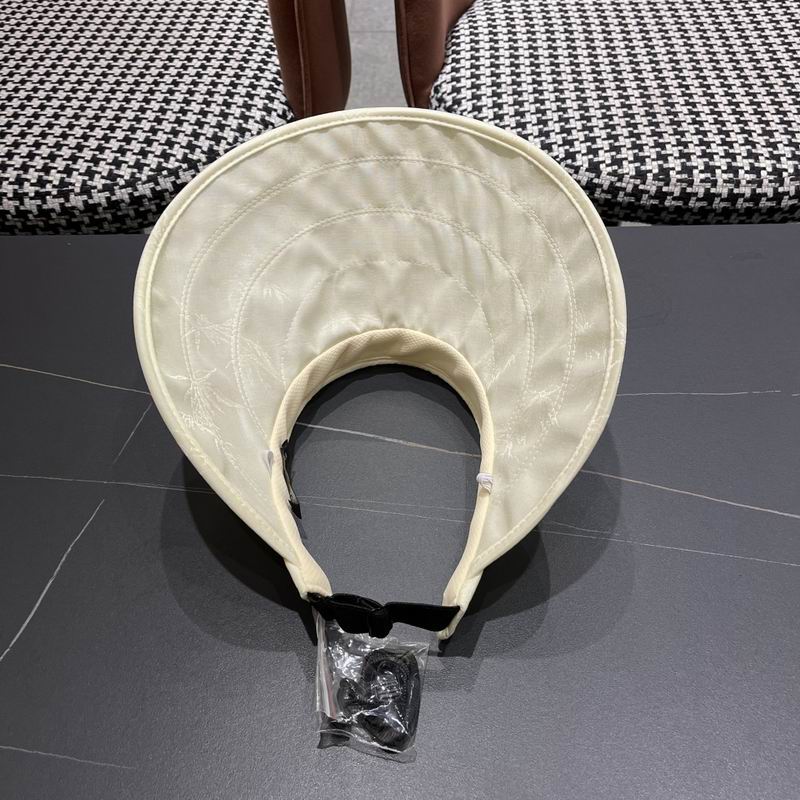 Balenciaga visor (39)