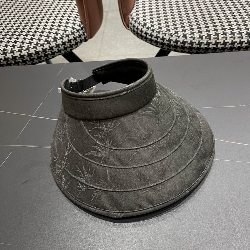 Balenciaga visor (53)