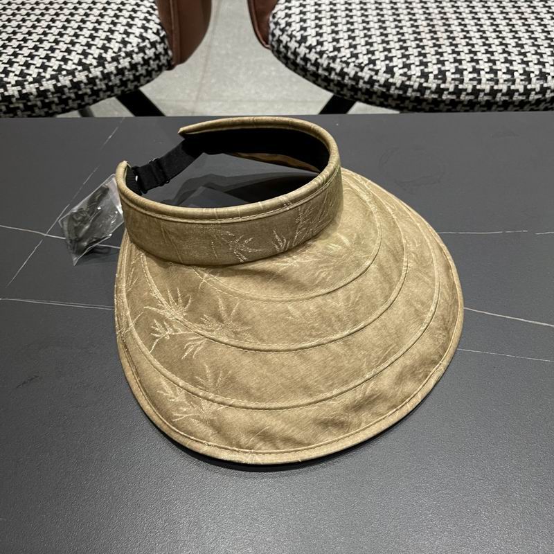 Balenciaga visor (64)