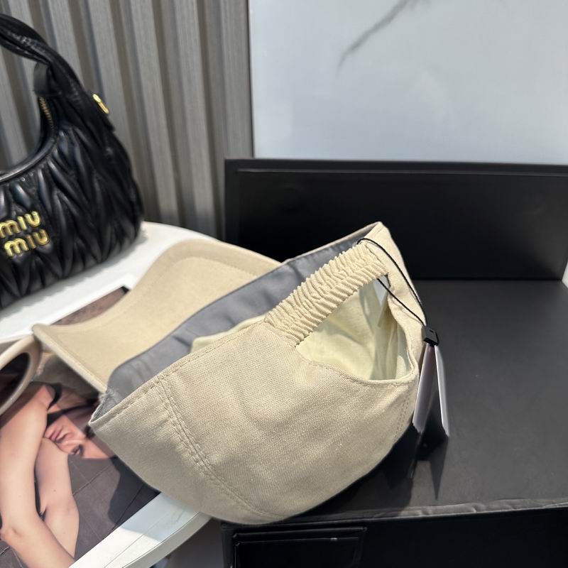 Brunello Cucinelli cap dx (77)