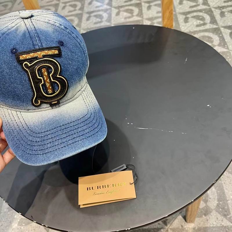 Burberry cap (15)