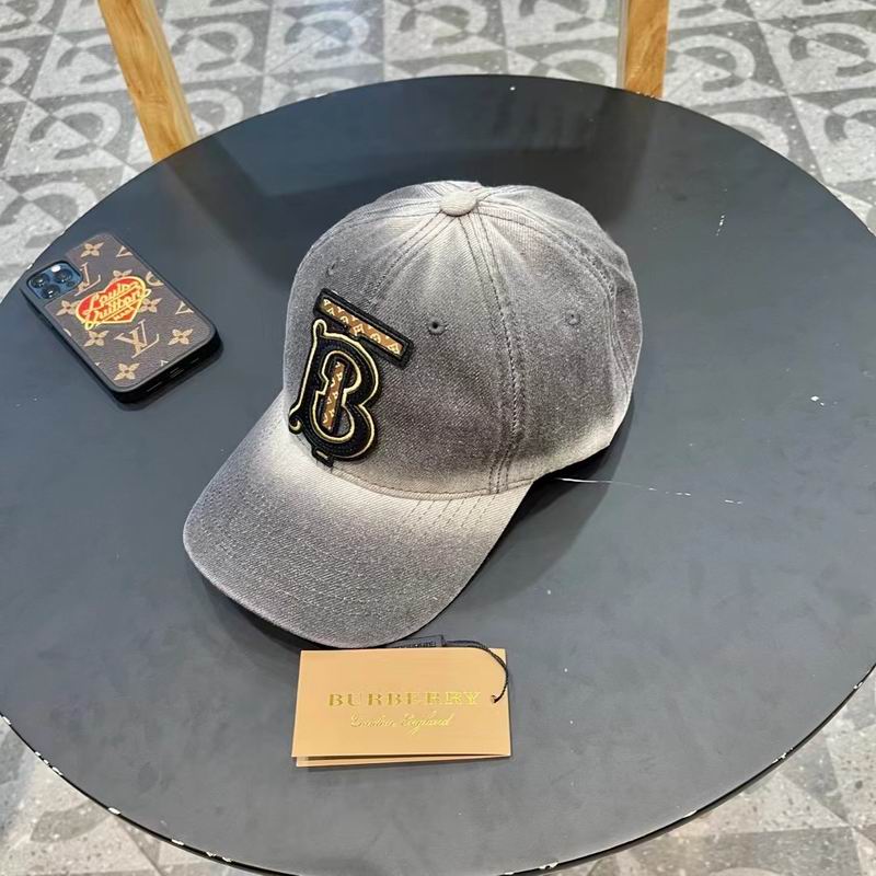 Burberry cap (26)
