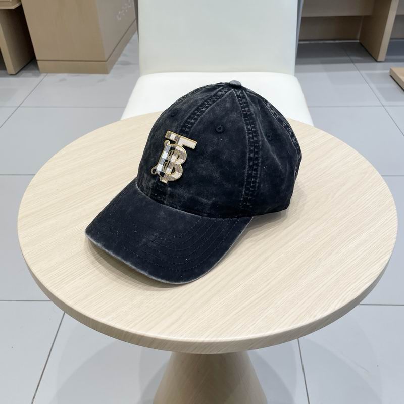 Burberry cap (58)