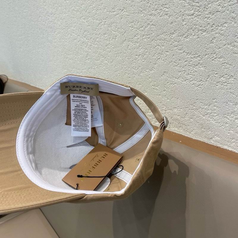 Burberry cap (78)