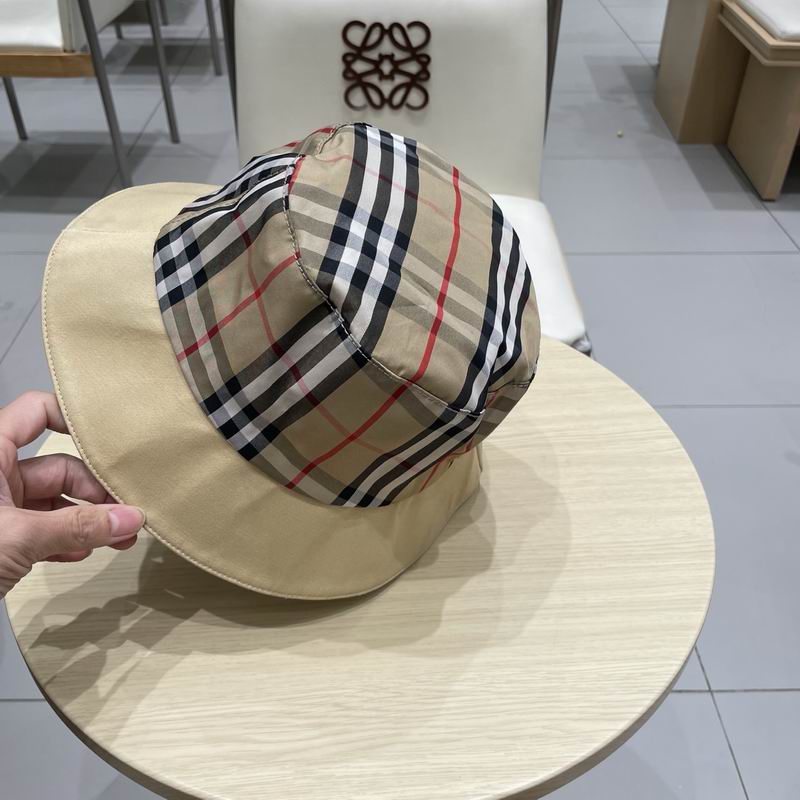 Burberry hat (10)