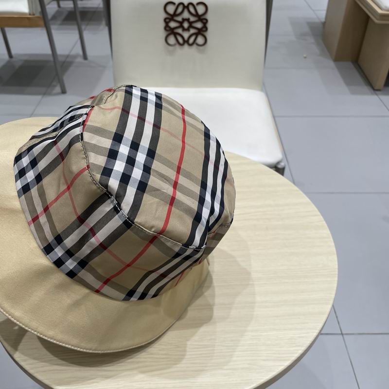 Burberry hat (13)