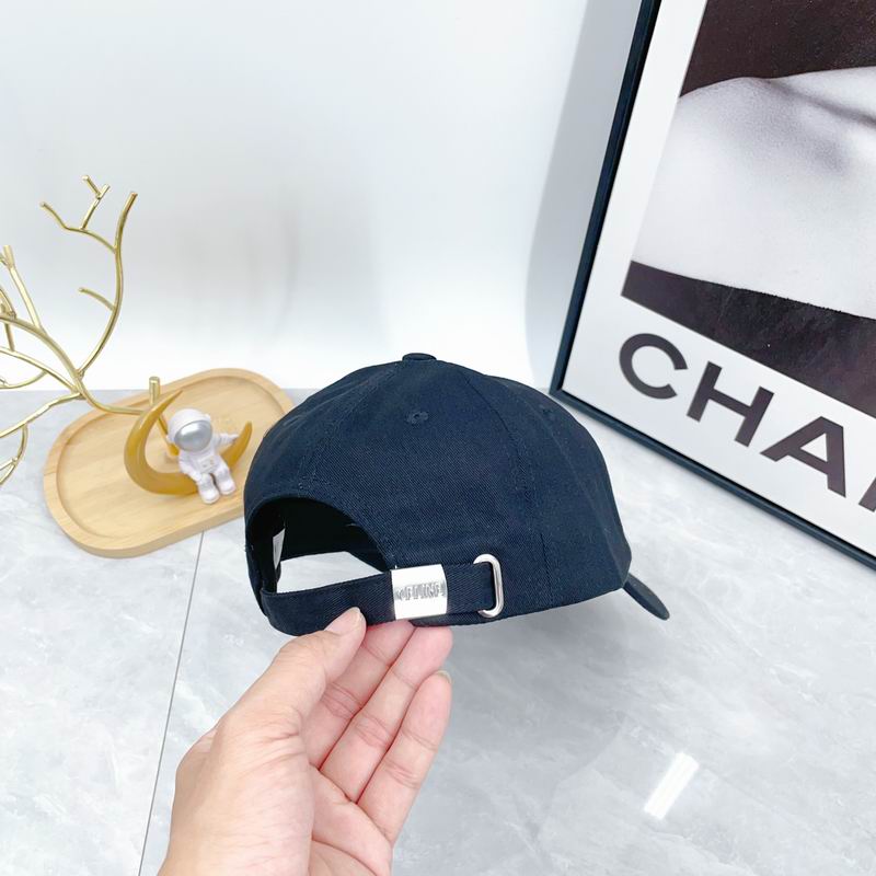 Celine cap dx (11)