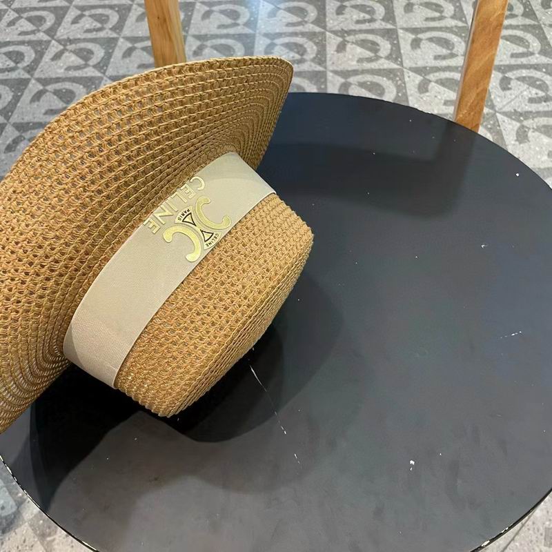 Celine top hat (250)