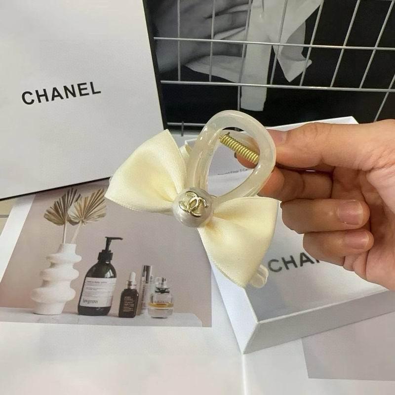 Chanel Hair grab clip hh (42)