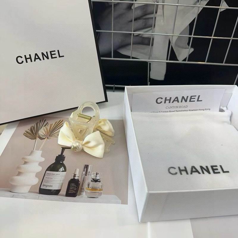 Chanel Hair grab clip hh (44)