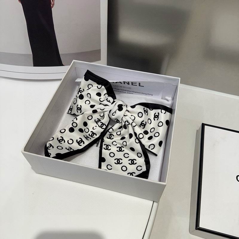 Chanel Hairpin hh (63)