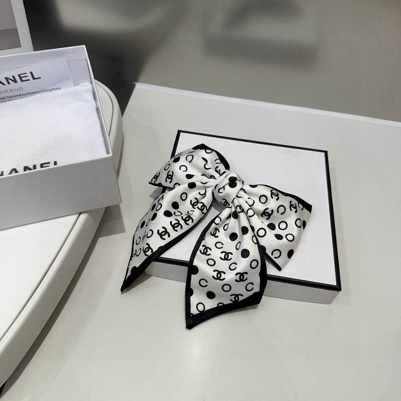 Chanel Hairpin hh (67)