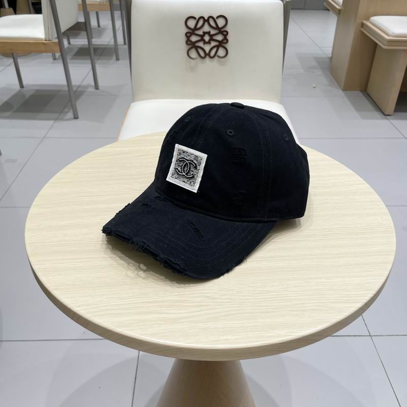 Chanel cap (107)