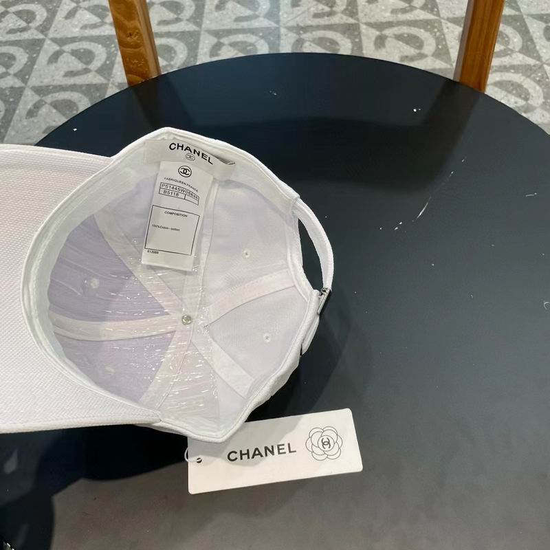 Chanel cap (122)