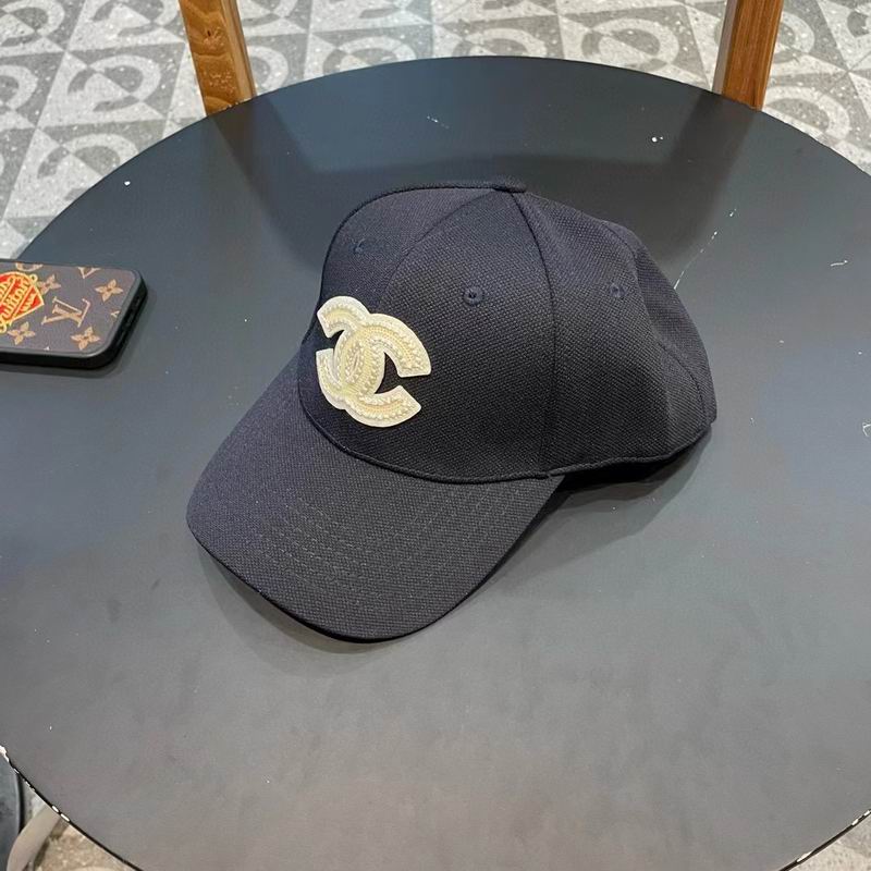 Chanel cap (138)