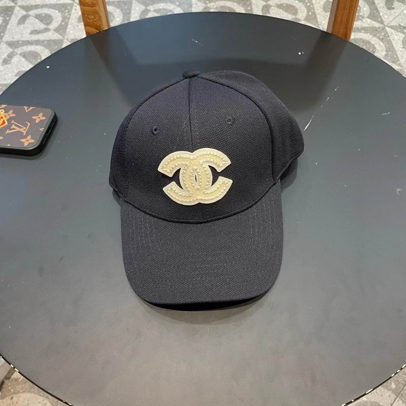 Chanel cap (139)