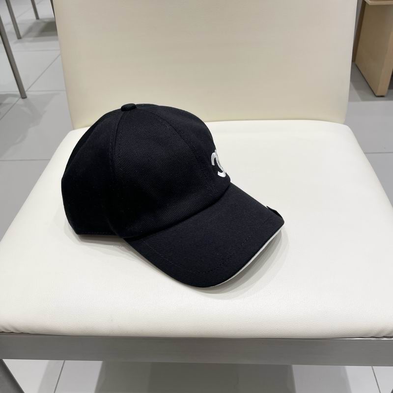 Chanel cap (146)