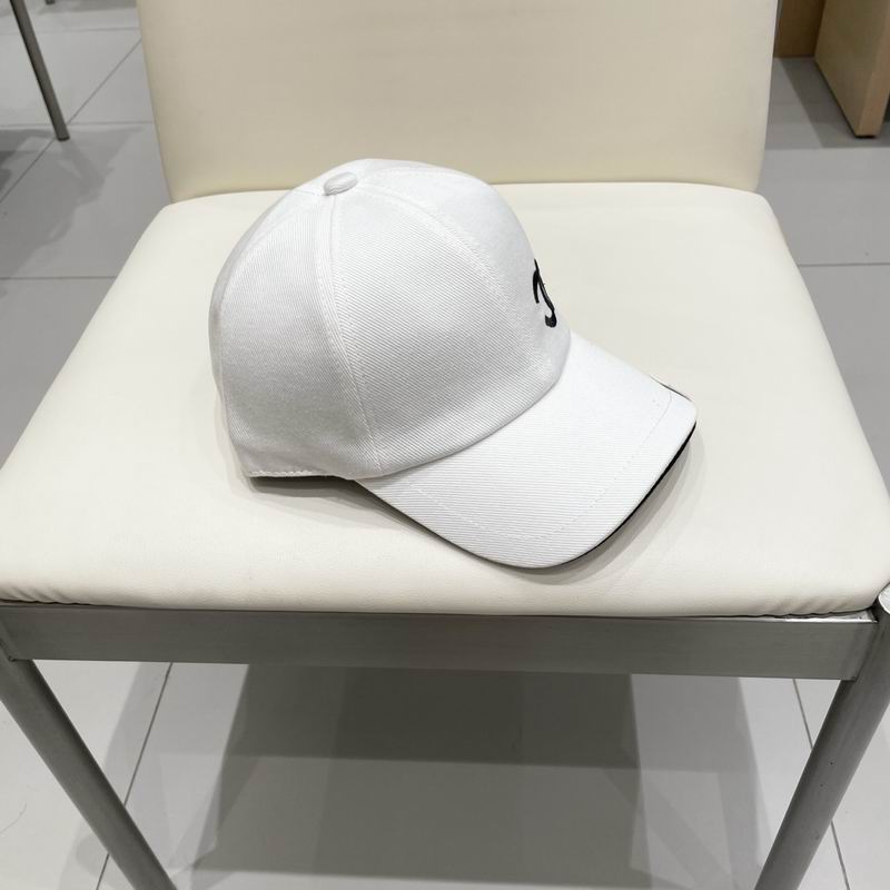 Chanel cap (155)