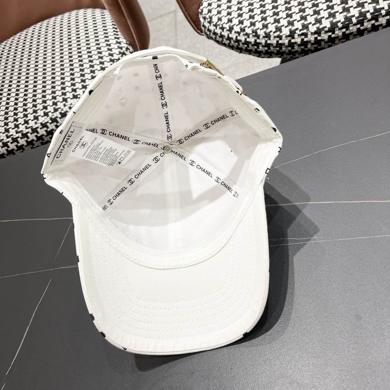 Chanel cap (185)