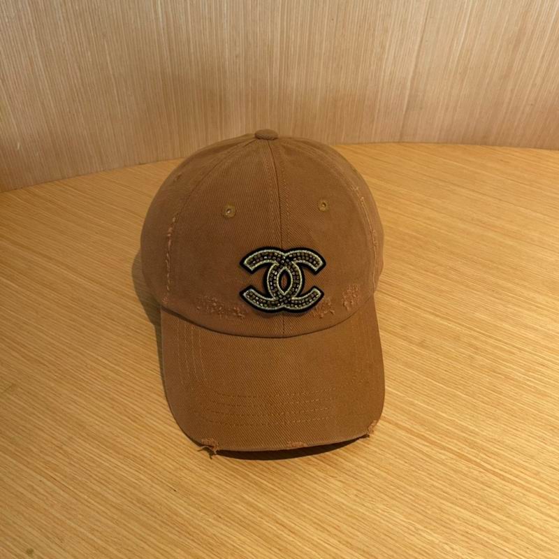 Chanel cap (197)