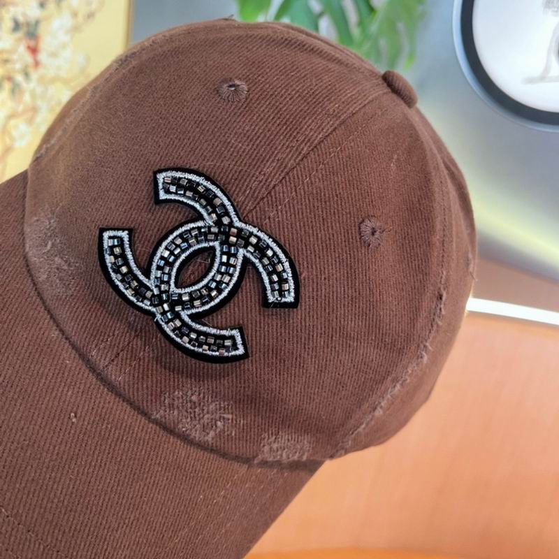 Chanel cap (212)