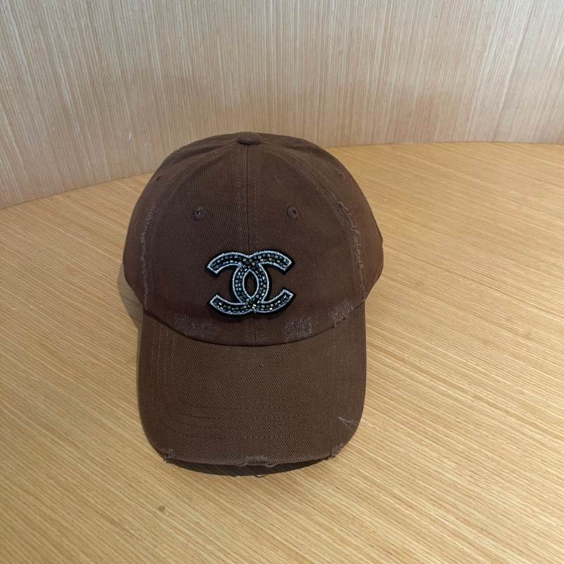 Chanel cap (217)