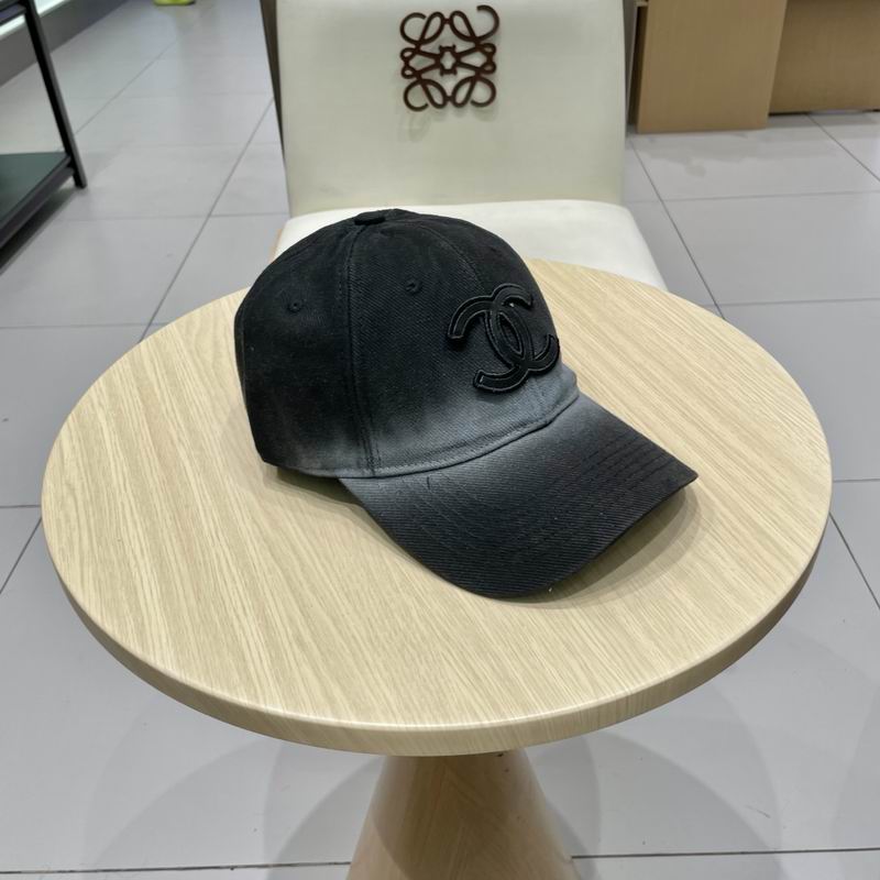 Chanel cap (239)