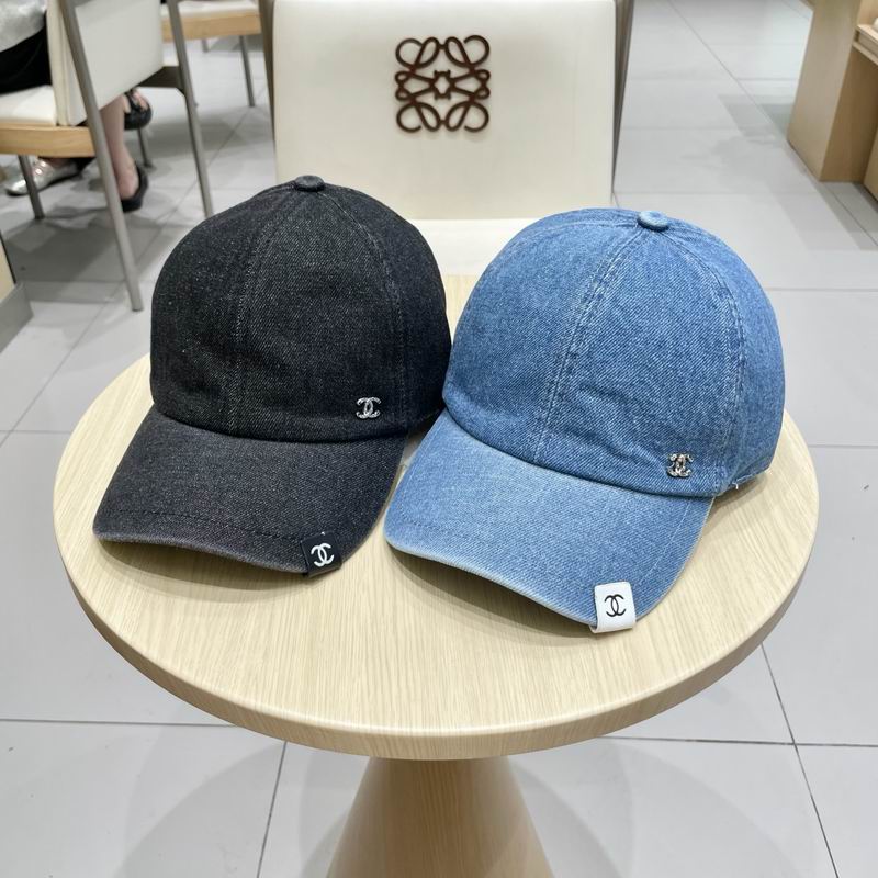Chanel cap (266)