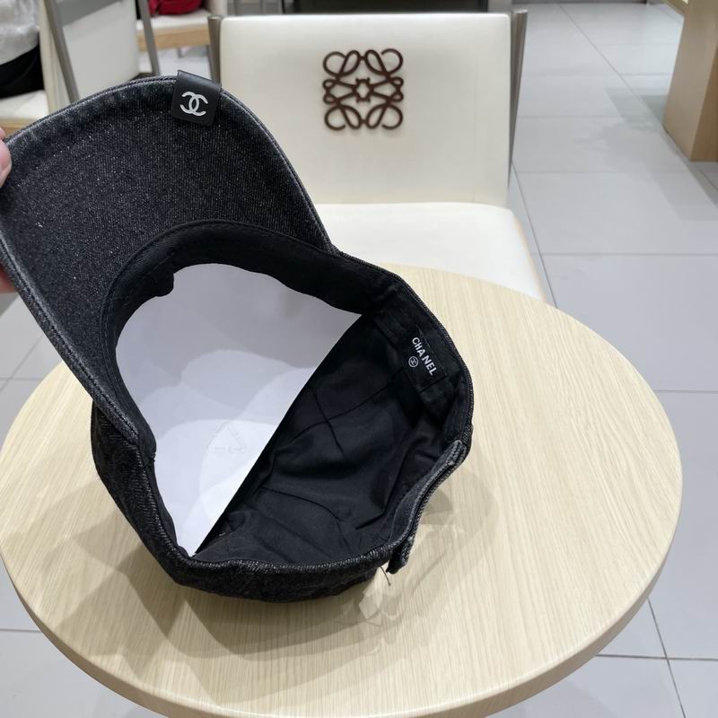 Chanel cap (271)