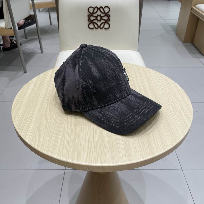 Chanel cap (284)